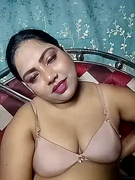 hornypriya696's cam snapshot