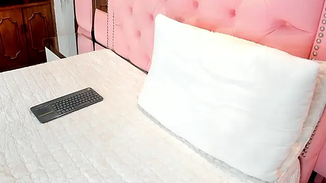 LiliCarterm's cam snapshot