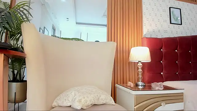 Lucy_Vegas's cam snapshot