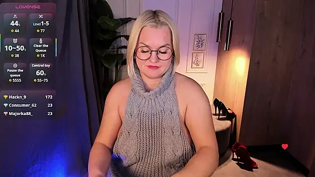 YolandaKiss's cam snapshot