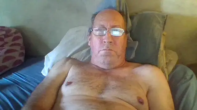 hornyrich69's cam snapshot