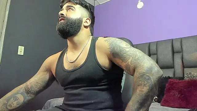 Lyon_vach live sex cam