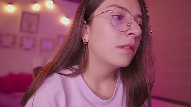 milly_kenner's cam snapshot