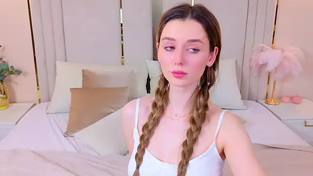 MarybethSnow's cam snapshot