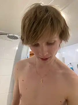 fameboyboo's cam snapshot