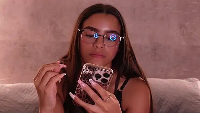 Nicky_and_Blake's cam snapshot