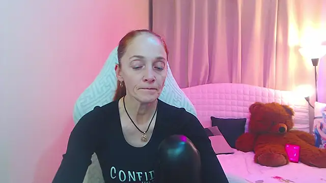 BreeTerner's cam snapshot