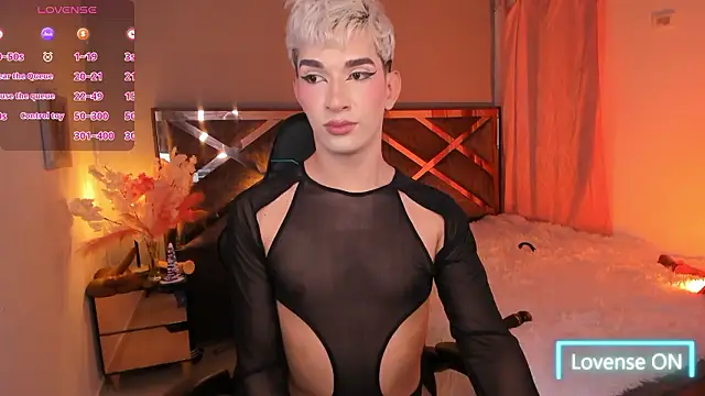 Cherry_zayden_'s cam snapshot