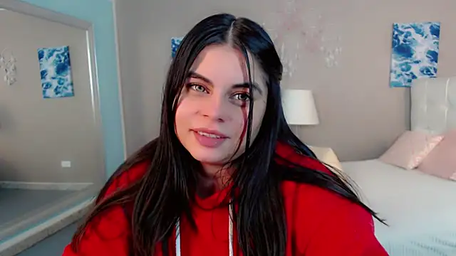 _Maddison_Ivanova_'s cam snapshot