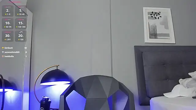 Tylerffoxx live sex cam