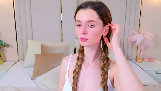 MarybethSnow's cam snapshot