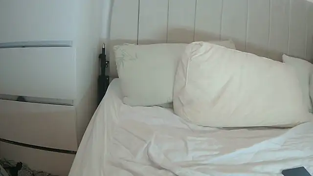 theblondecocklover's cam snapshot