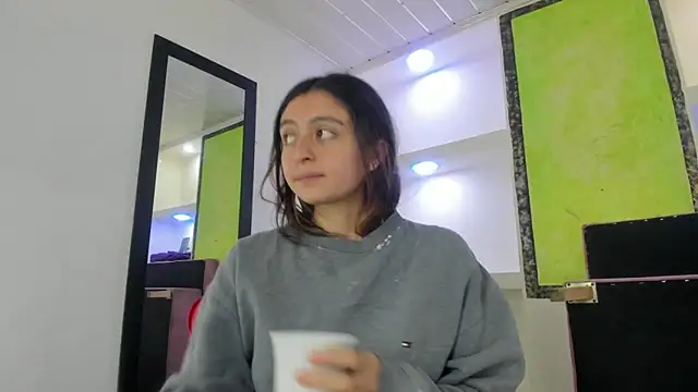 lala_clark's cam snapshot