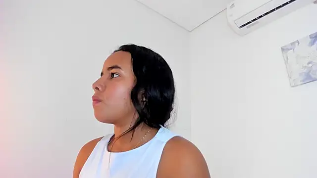 Roxy_Stonee's cam snapshot