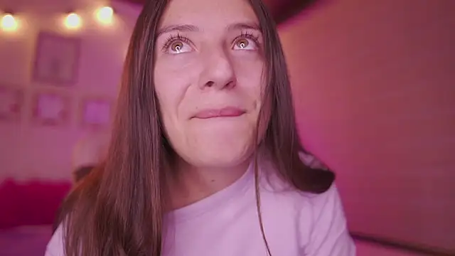 milly_kenner's cam snapshot