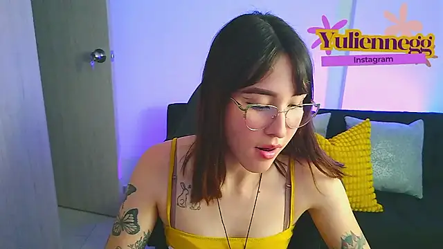 Yuliennegg's cam snapshot