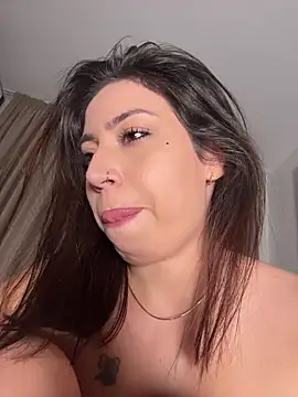 KimArts's cam snapshot