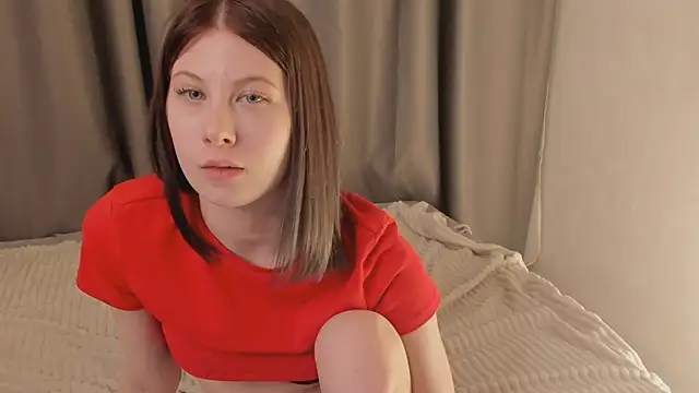 YvonneBou's cam snapshot