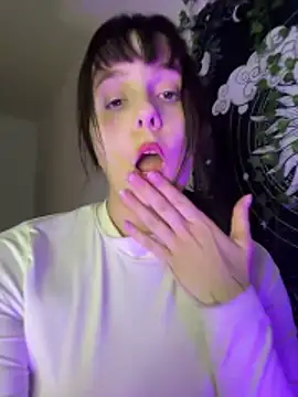 Helena_manok live sex cam