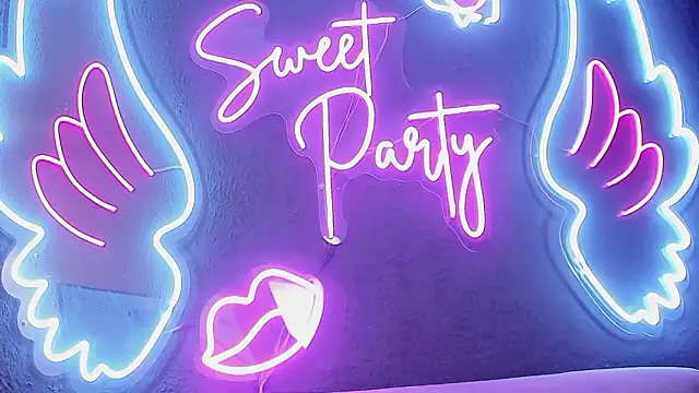 Almaablack's cam snapshot