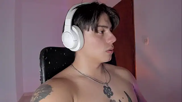 Giordano_Russo live sex cam