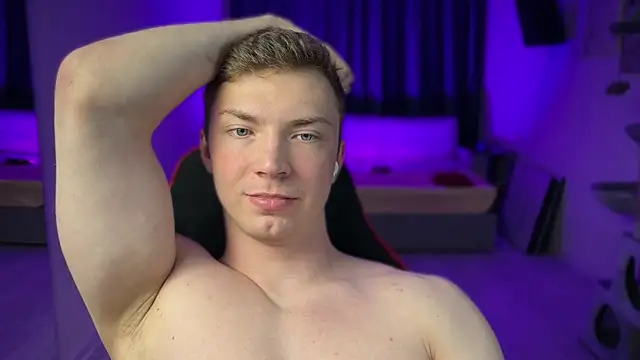 iron__chap live sex cam