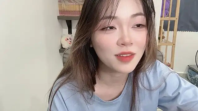 MinhHa_18 live sex cam