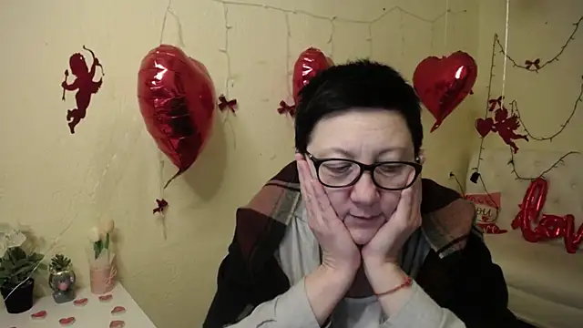 EmilyL0ve's cam snapshot