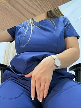 alicee16 live sex cam