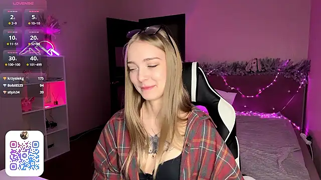 EvaPeace's cam snapshot