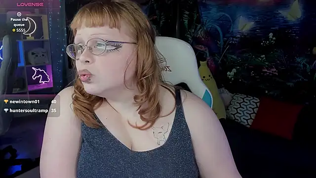 LottieReed's cam snapshot