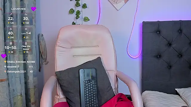 Quiinn_bx's cam snapshot