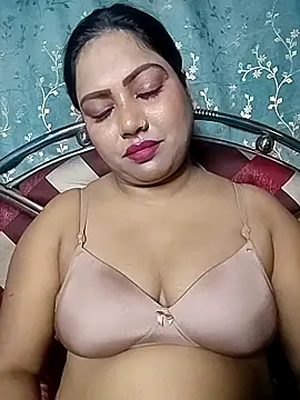 hornypriya696's cam snapshot