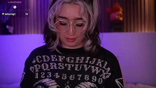 GabyRose9's cam snapshot