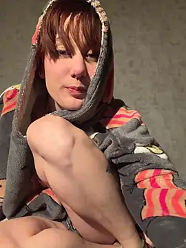 MisterandNiffyNoon's cam snapshot