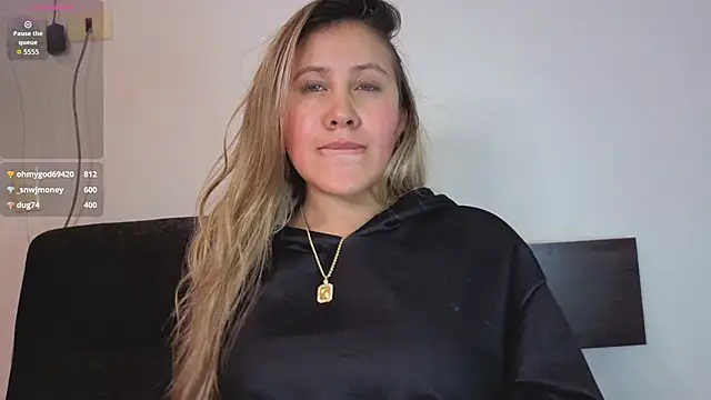 eleecttraa_12's cam snapshot