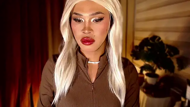 Lil_Versachi's cam snapshot