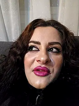 WatchTheQUEEnConQuer88's cam snapshot