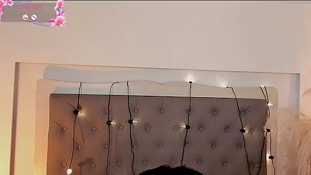 lea_walkerr's cam snapshot