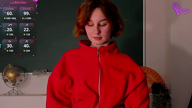 ClaireMathis's cam snapshot