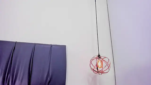 iisabella_noa's cam snapshot