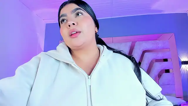 BellaBoobs_'s cam snapshot