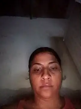 Giselabrunette25's cam snapshot