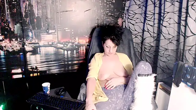 AMOURSWEET2025's cam snapshot