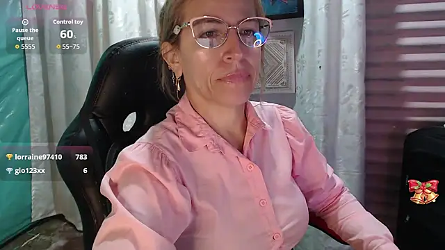 Chayla_Ruiz's cam snapshot