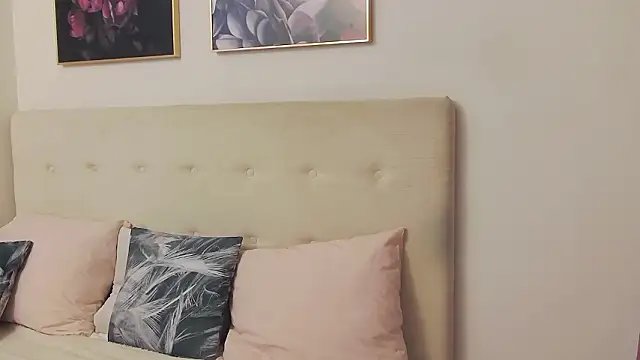 CassieHilton's cam snapshot