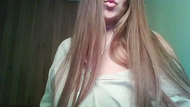 Evasapples's cam snapshot