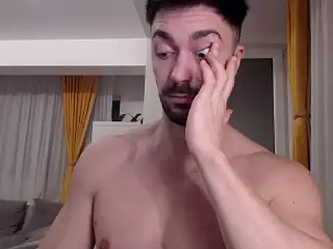 GoldenMark live sex cam