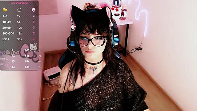 Lunyhose live sex cam