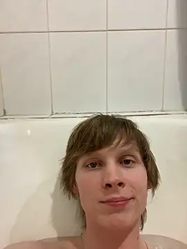 fameboyboo live sex cam